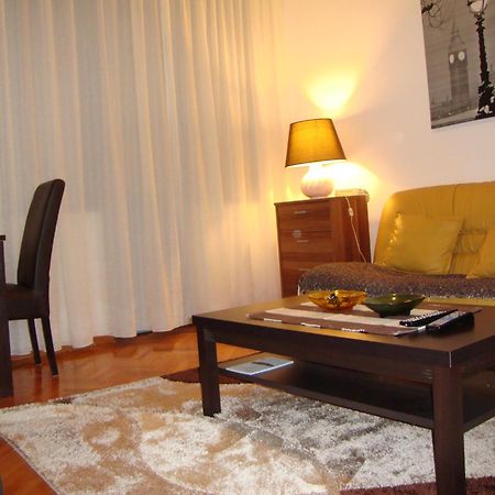 Centre Point Apartment Podgorica Szoba fotó